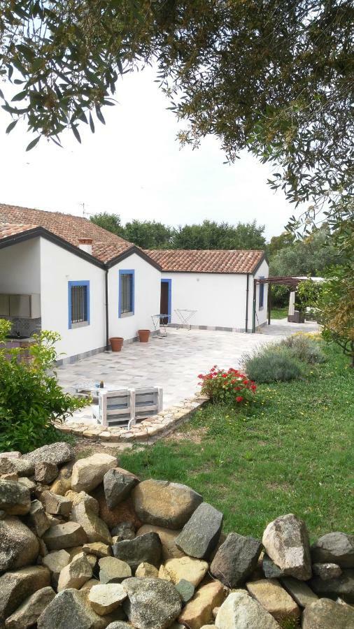 Bed and Breakfast Casale Diletta à Castiadas Extérieur photo
